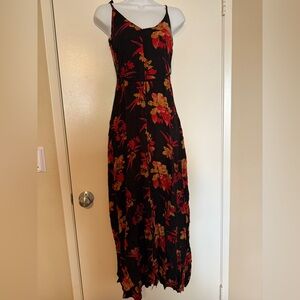 Elegant Strapless Floral Dress in Black and Red